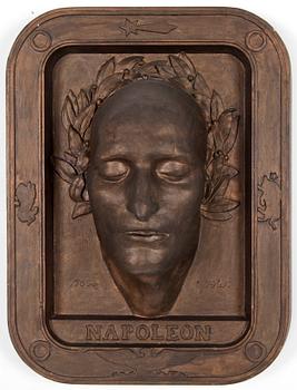 RELIEF MED NAPOLEONS DÖDSMASK, gips, troligen tidigt 1900-tal.