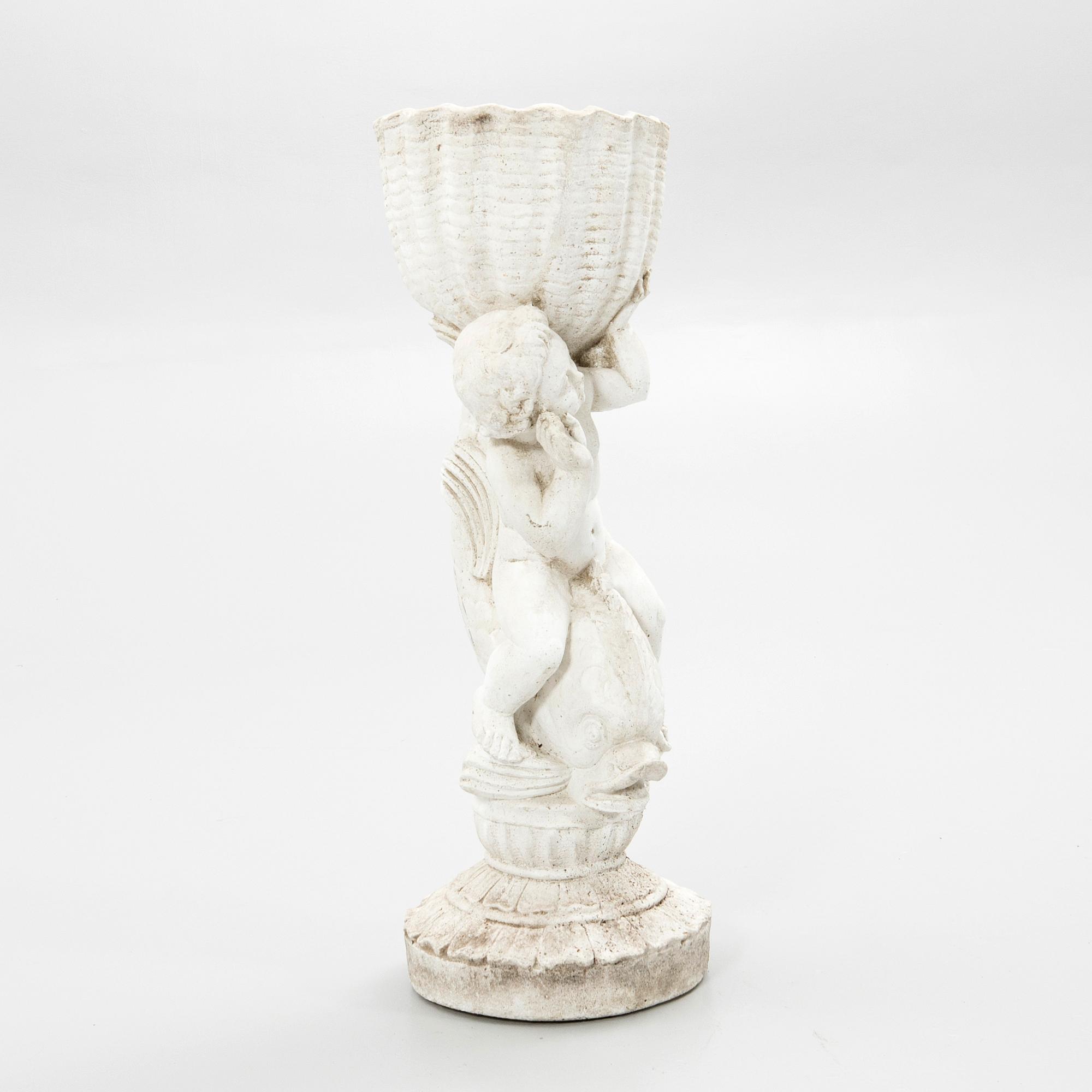 Pedestal with outer casing, 20th century.