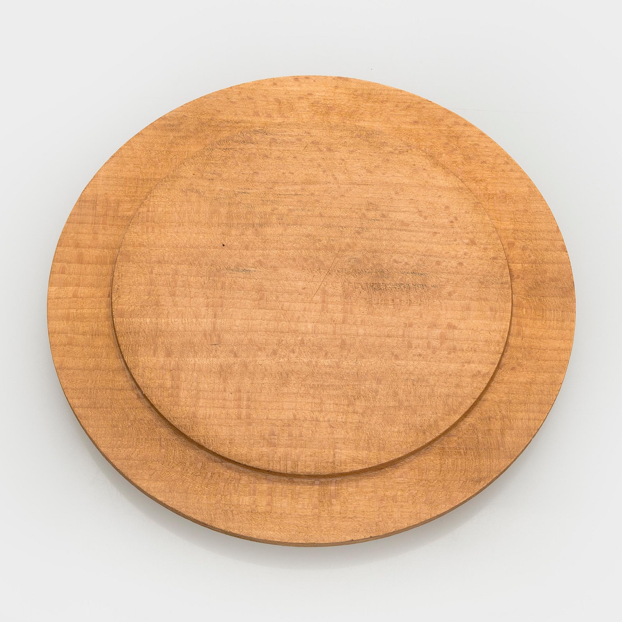 Aino Aalto, puinen alusta juustokupulle, Artek, 1900-luvun puoliväli.