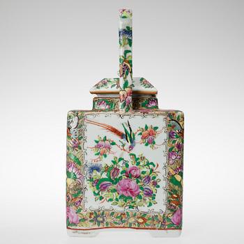 KANNA MED LOCK, Kantonporslin, Kina 1900-talets början.