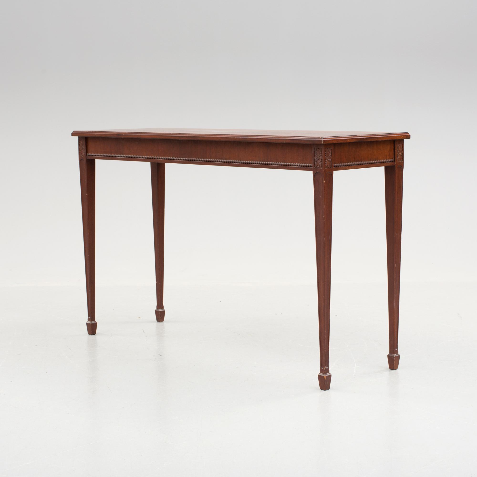 SIDEBOARD, gustaviansk stil, 1900-tal.