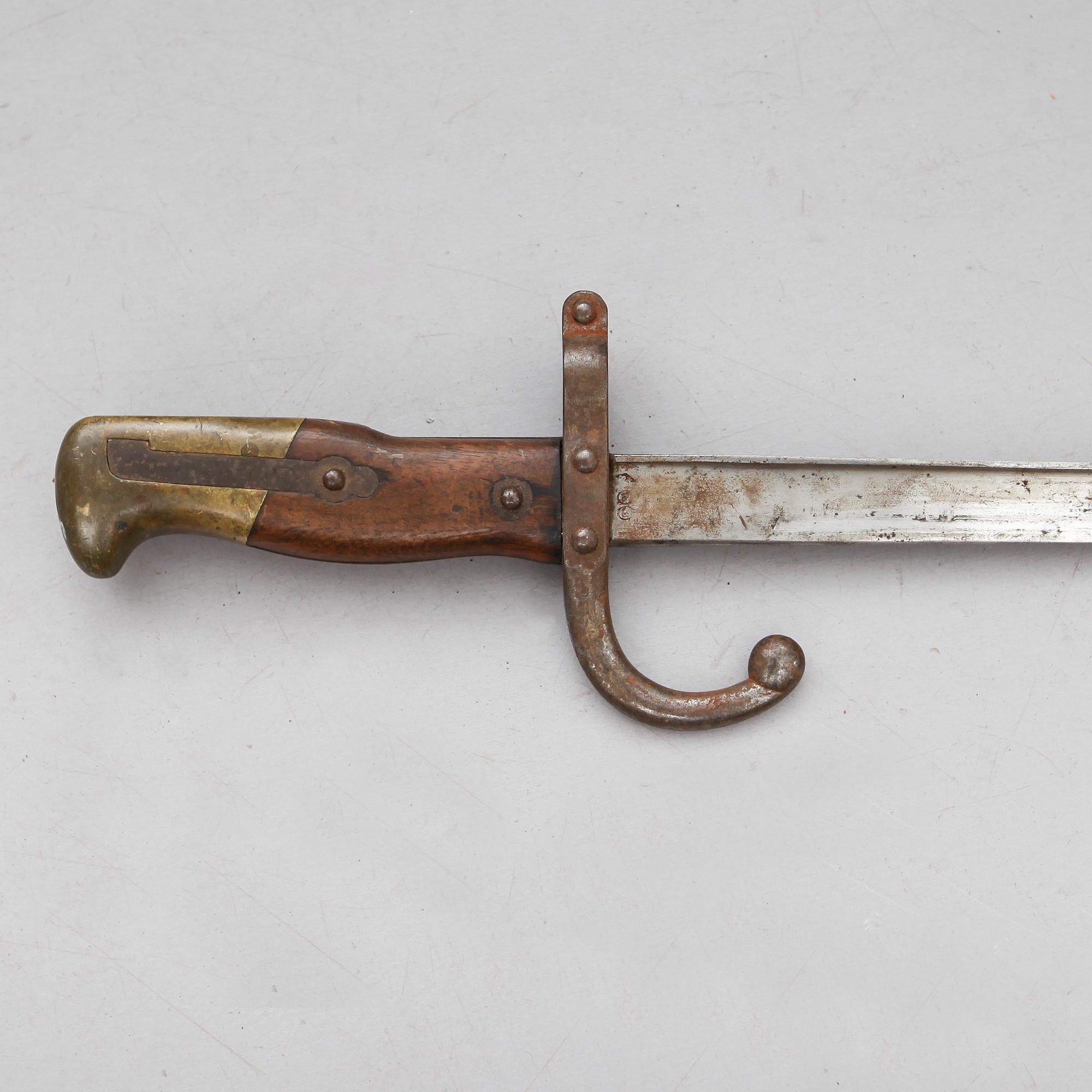 BAJONETT, Frankrike, daterad 1883.