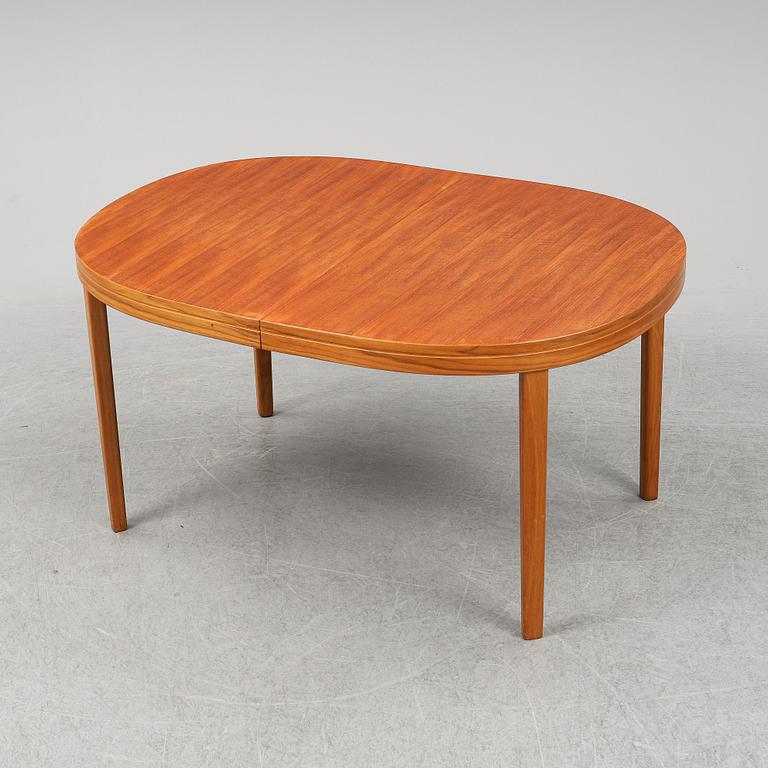 A walnut dining table from Skaraborgs Möbelindustri AB, Tibro, second half of the 20th Century.