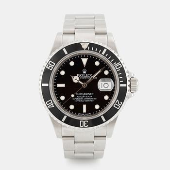 1023. Rolex, Submariner, "Engraved Rehaut", ca 2009.