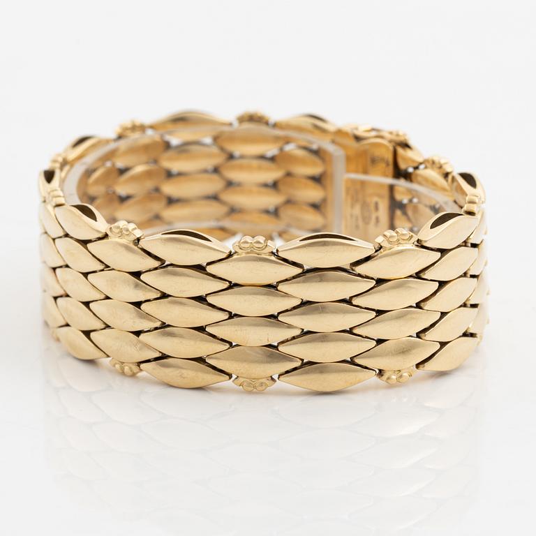 Harald Nielsen, an 18K gold bracelet, Georg Jensen post 1945, design 350.