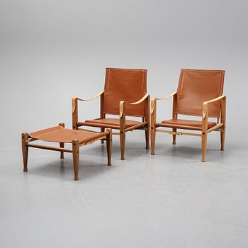 Kaare Klint, 4 karmstolar och 2 fotpallar, "Safari", Rasmussens Snedkerier Danmark, 1900-talets andra hälft.