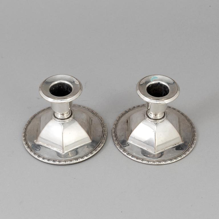 LJUSSTAKAR, ett par, silver, norska stämplar, 1900-talets andra hälft.