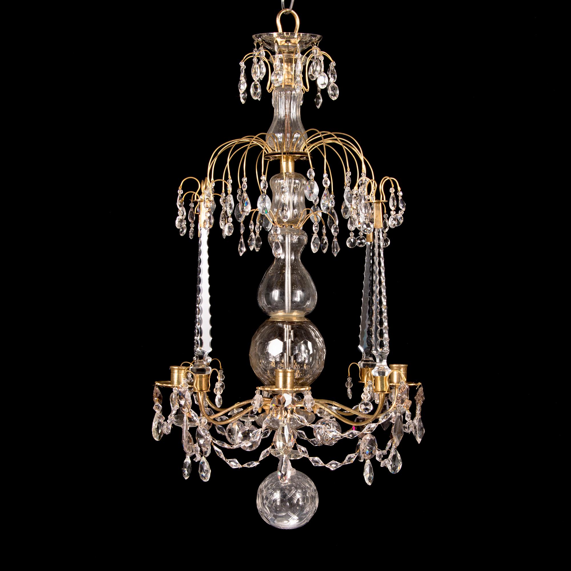 Takkrona, 1800-talets första hälft. Höjd 87 cm.