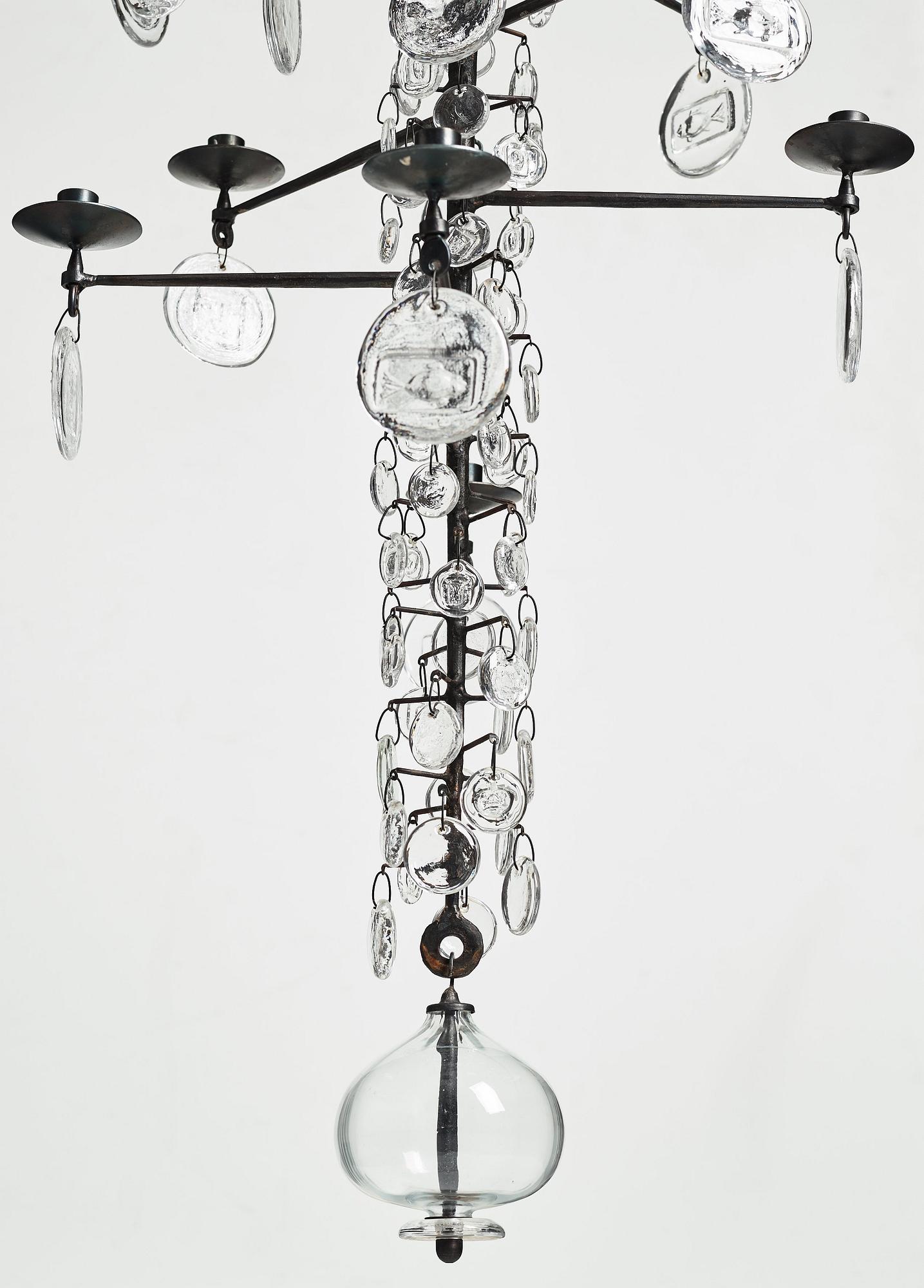 Erik Höglund, ljuskrona för 16 ljus, Boda glasbruk och smide, 1960-70-tal.