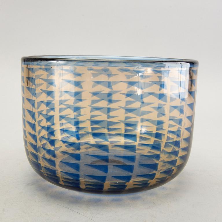 Ingeborg Lundin, a signed and dated graal glass bowl.