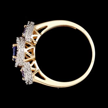 RING, 14 k guld, tanzaniter, diamanter tot ca 0.20 ct.