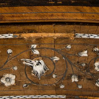 AN ITALIAN CHEST OF DRAWERS, Rococo, Italy, second half of 18th Century.