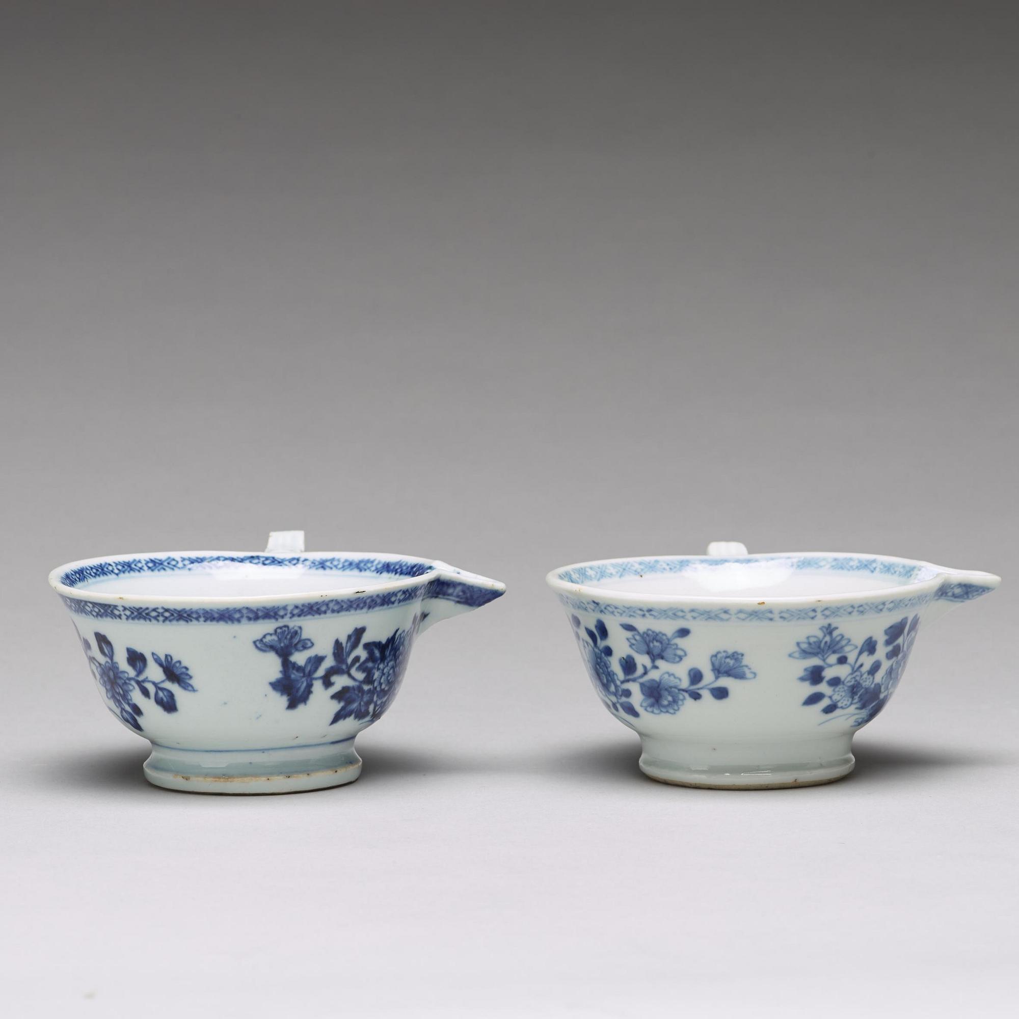 A pair of blue and white sauce boats, Qing dynasty, Qianlong (1736-95).