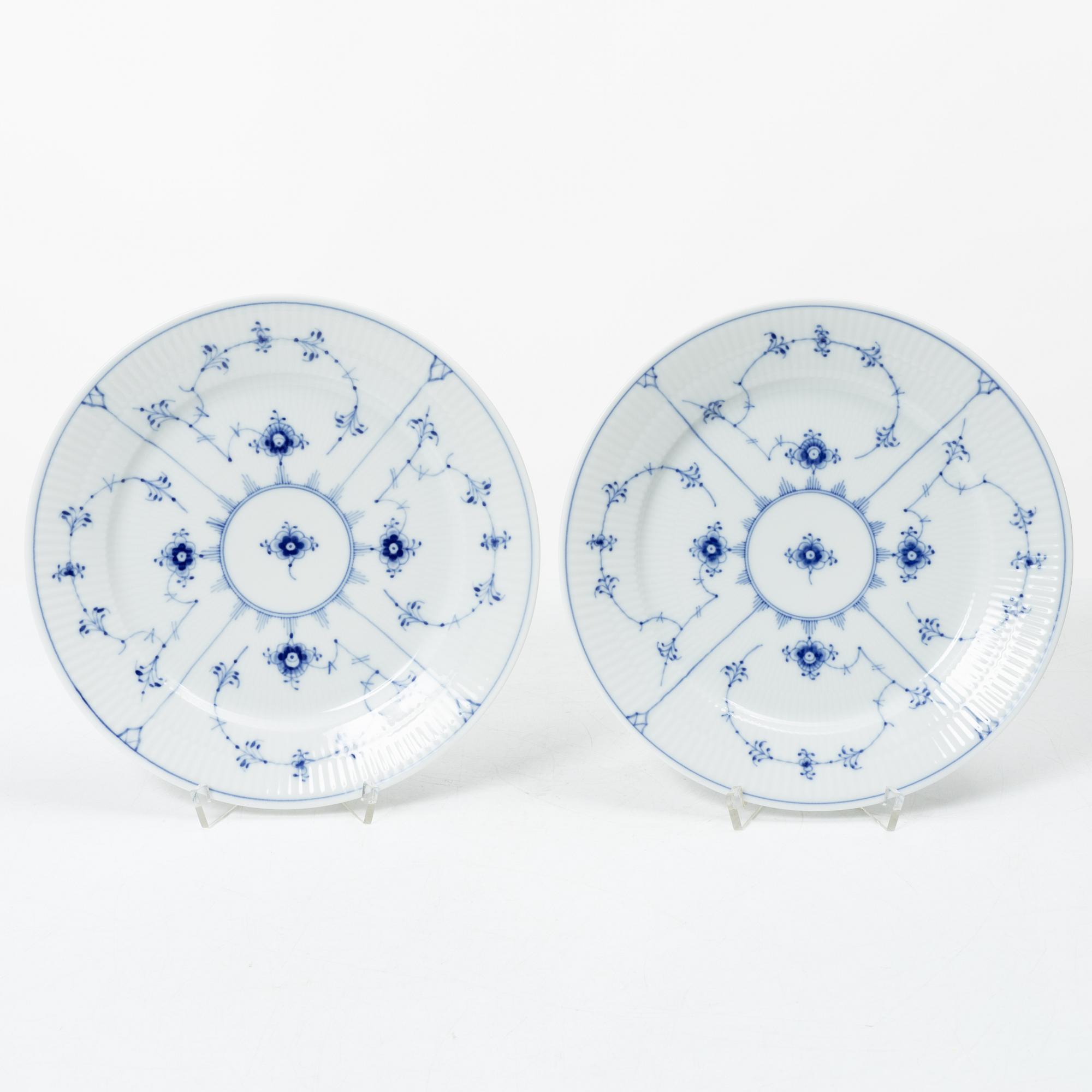 Royal Copenhagen, Three pairs of 'Blue fluted' porcelain plates, 'Musselmalet', second part of the 1900s.