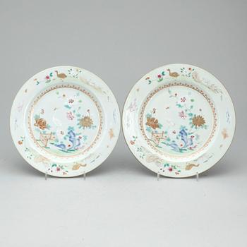 TALLRIKAR, 6 st, porslin, Kina, Qing dynastin, mestadels 1700-tal.