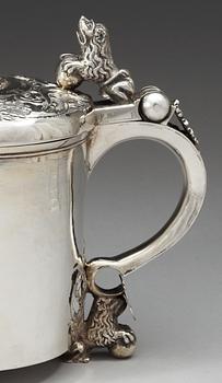 A Norweigen early 18th century silver tankard, makers mark of Christian Christiansen Berger d.e., (Strömsö 1700-1725).