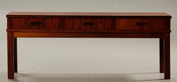 SIDEBOARD, 1970-tal.