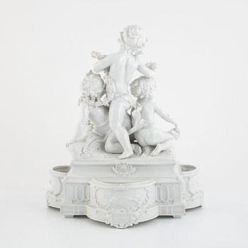 Table decorations, 5 pieces, porcelain, Naples and Naples-like mark, 20th century.