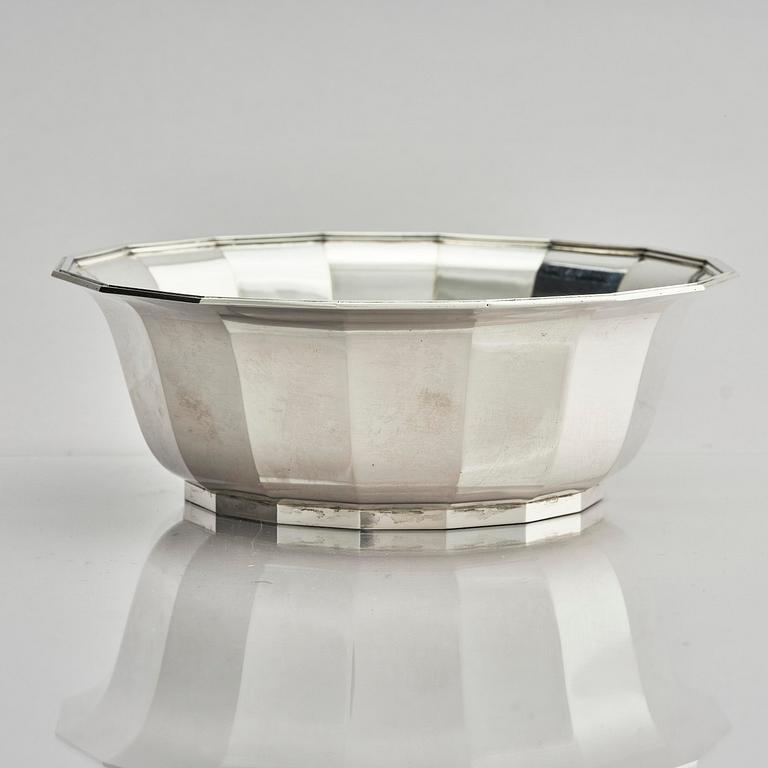 Wiwen Nilsson, a sterling silver bowl, Lund, Sweden 1966.