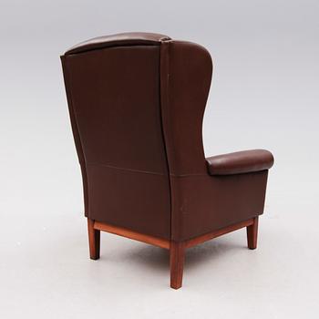 ÖRONLAPPSFÅTÖLJ, 1900-talets andra hälft.