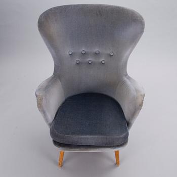 A mid 20th century armchair.