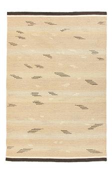 Toini Nyström, a flat weave carpet for Aaltosen Mattokutomo Kiikka Finland. Ca 305 x 200 cm.