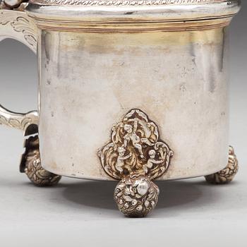 A Swedish 17th century parcel-gilt tankard, mark of Johan Nützel, Stockholm (1676-1715) before 1689.