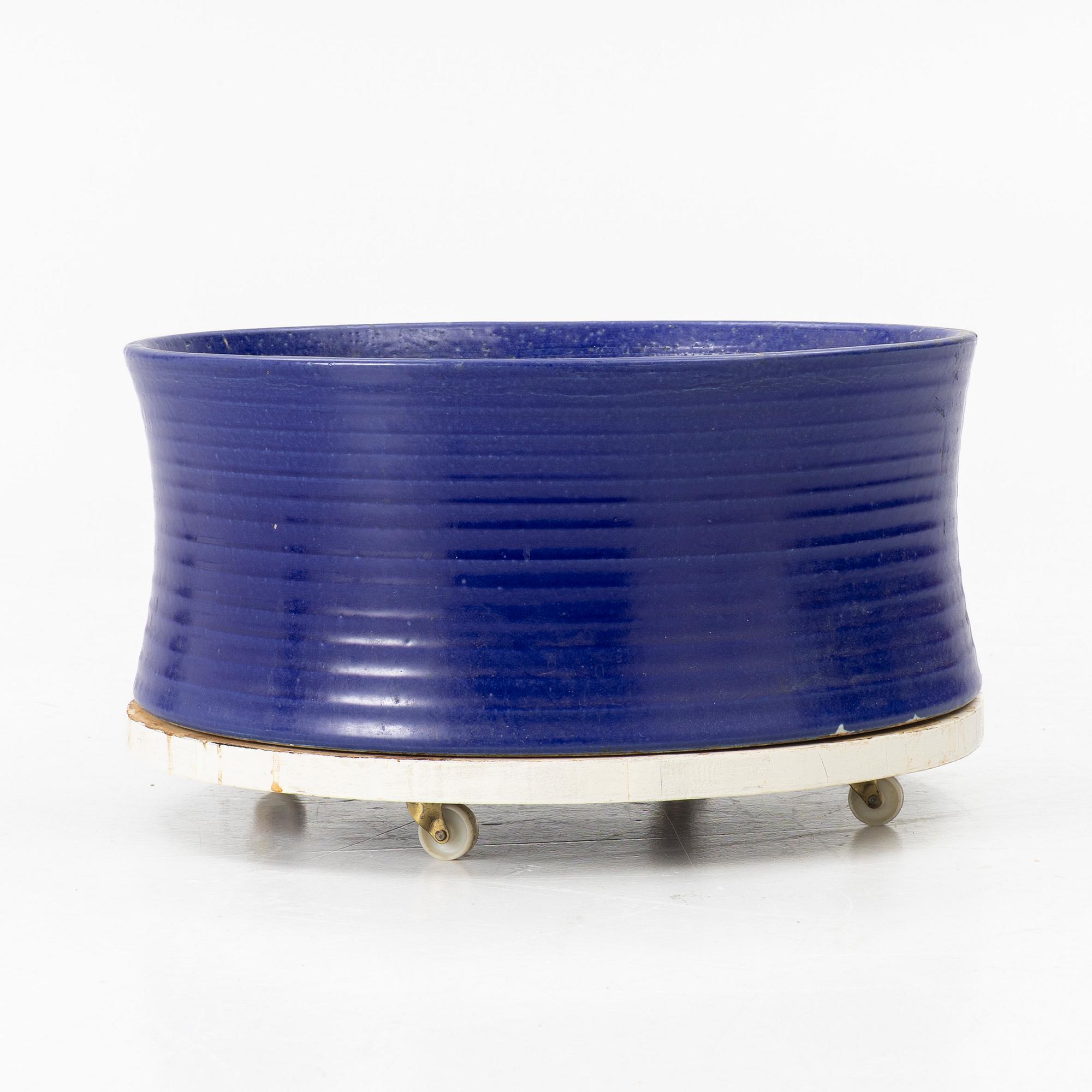 Lisa Larson, Outer pot, stoneware, Gustavsberg.