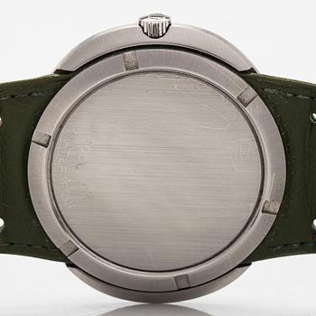 Omega, Genève, Dynamic, wristwatch, 41.5 x 36.5 mm.