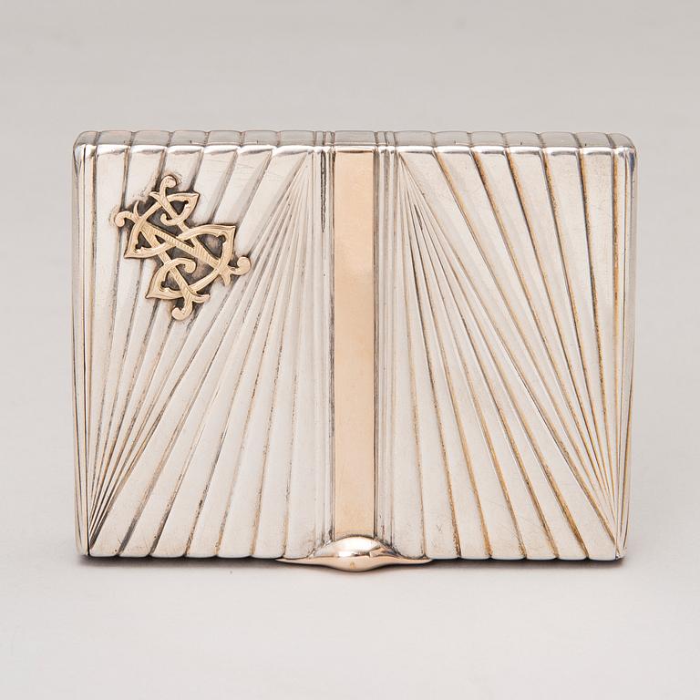 CIGARETTETUI, silver, Heikki Kaksonen, Helsingfors 1945.