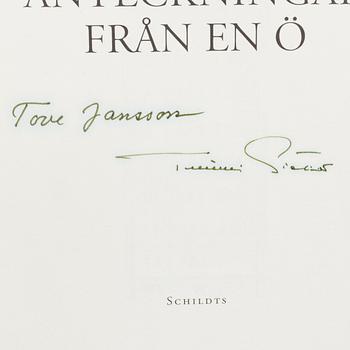 7+1  ST BÖCKER SIGNERADE TOVE JANSSON SAMT EN AV TUULIKKI PIETILÄ.