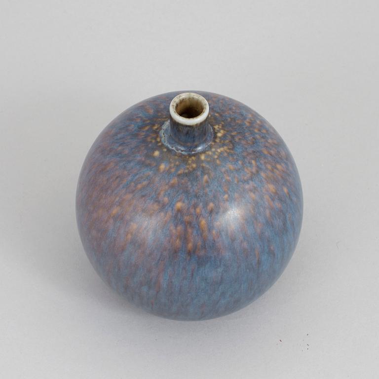 A Carl-Harry Stålhane unique Rörstrand stoneware vase, made in 1951.