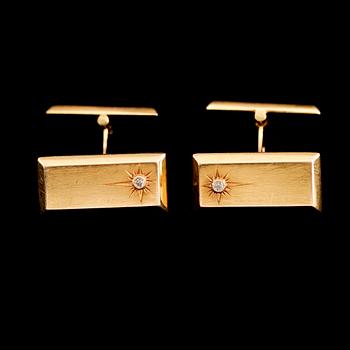 MANSCHETTKNAPPAR, 1 par, 18 k guld, svenska stämplar Alton, 1963. Vikt ca 8 g.