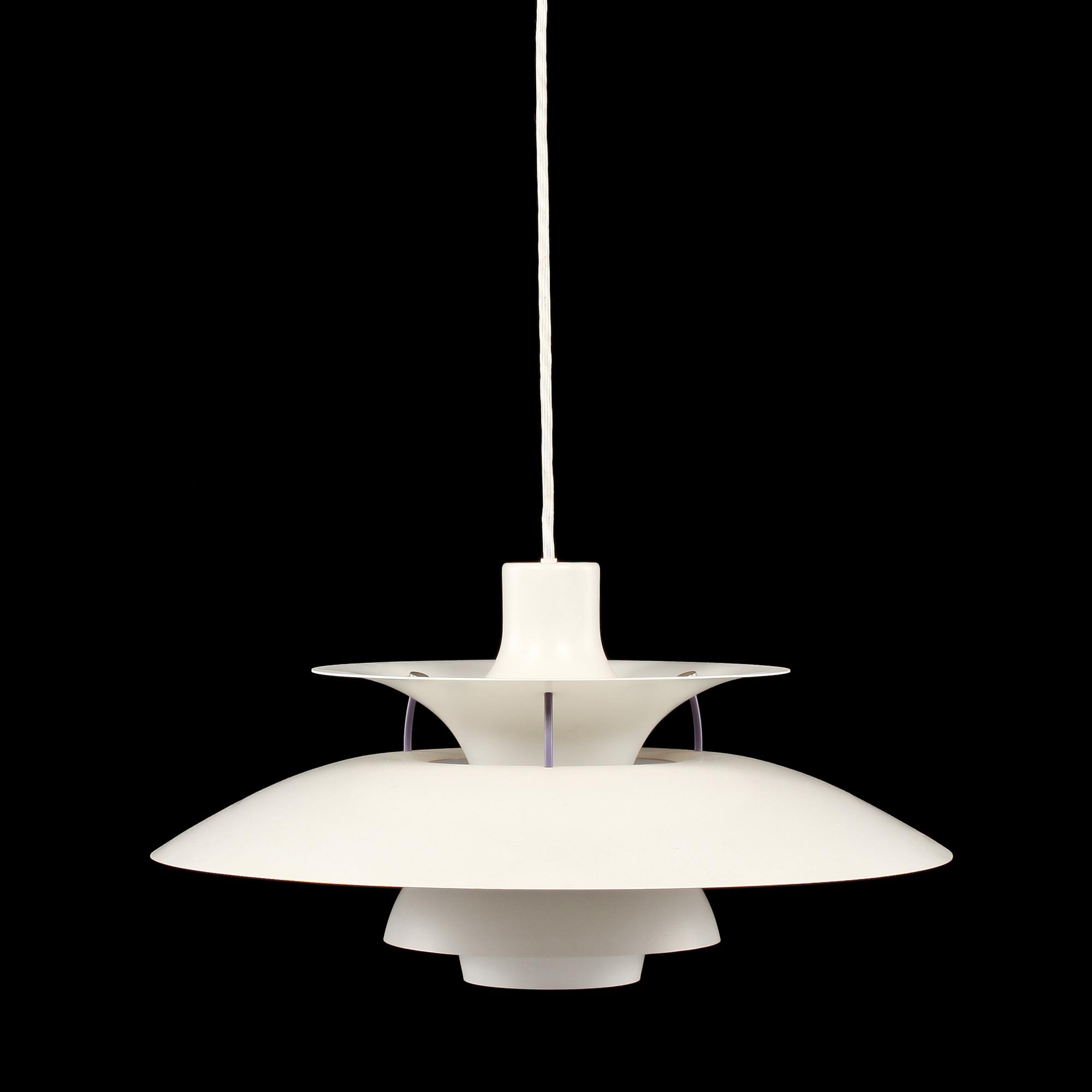 TAKLAMPA, "PH-lampa", Poul Henningsen, Louis Poulsen, 1900-talets fjärde kvartal. Höjd ca 28 cm.