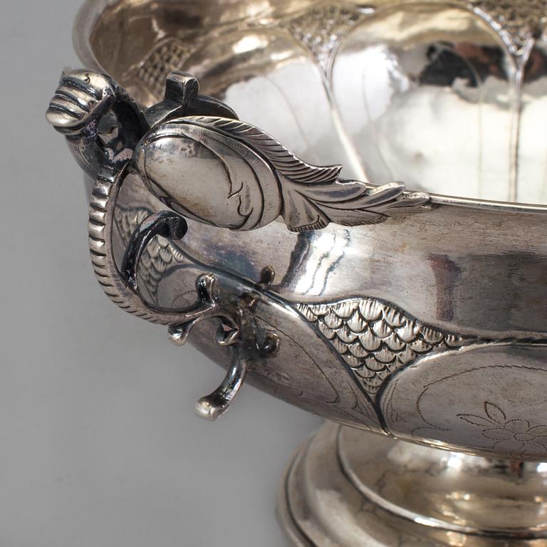 NILS GRUBB, Hudiksvall 1782, brännvinsskål, silver, vikt c:a 335 gram.