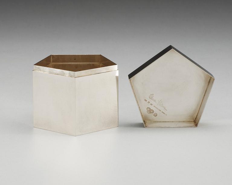 A Wiwen Nilsson sterling box, Stockholm, 1953.