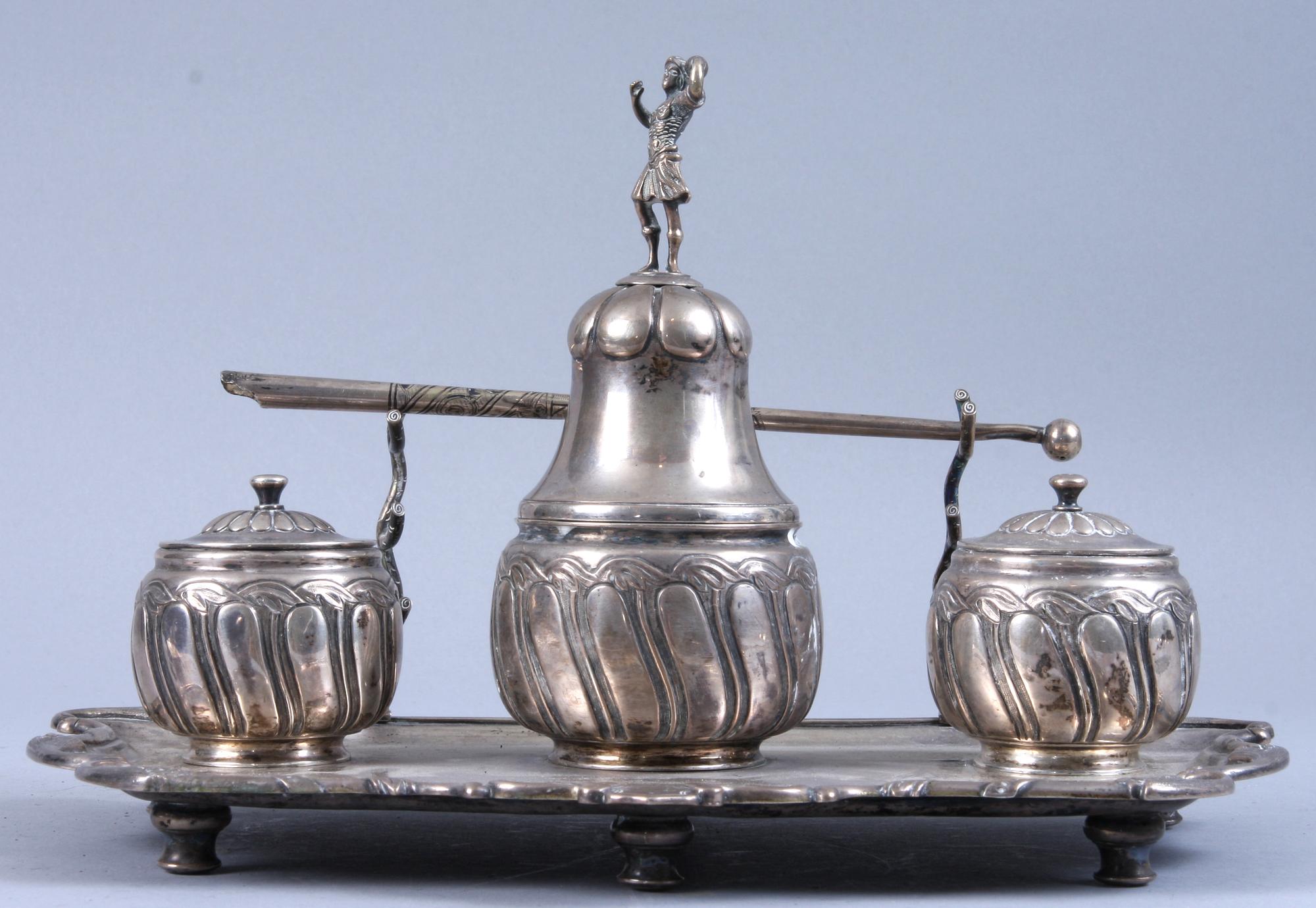 SKRIVBORDSUPPSATS, silver, Karlshamn, 1853, vikt ca 680 g.