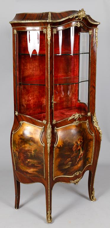 VITRINSKÅP, fransk rokokostil, 1800-/1900-tal.