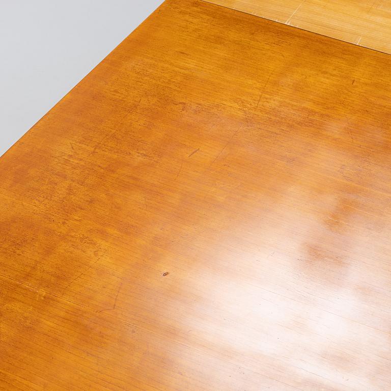 Axel Larsson, matbord, modell "1524", Swedish Modern, Svenska Möbelfabrikerna Bodafors, 1940-tal.