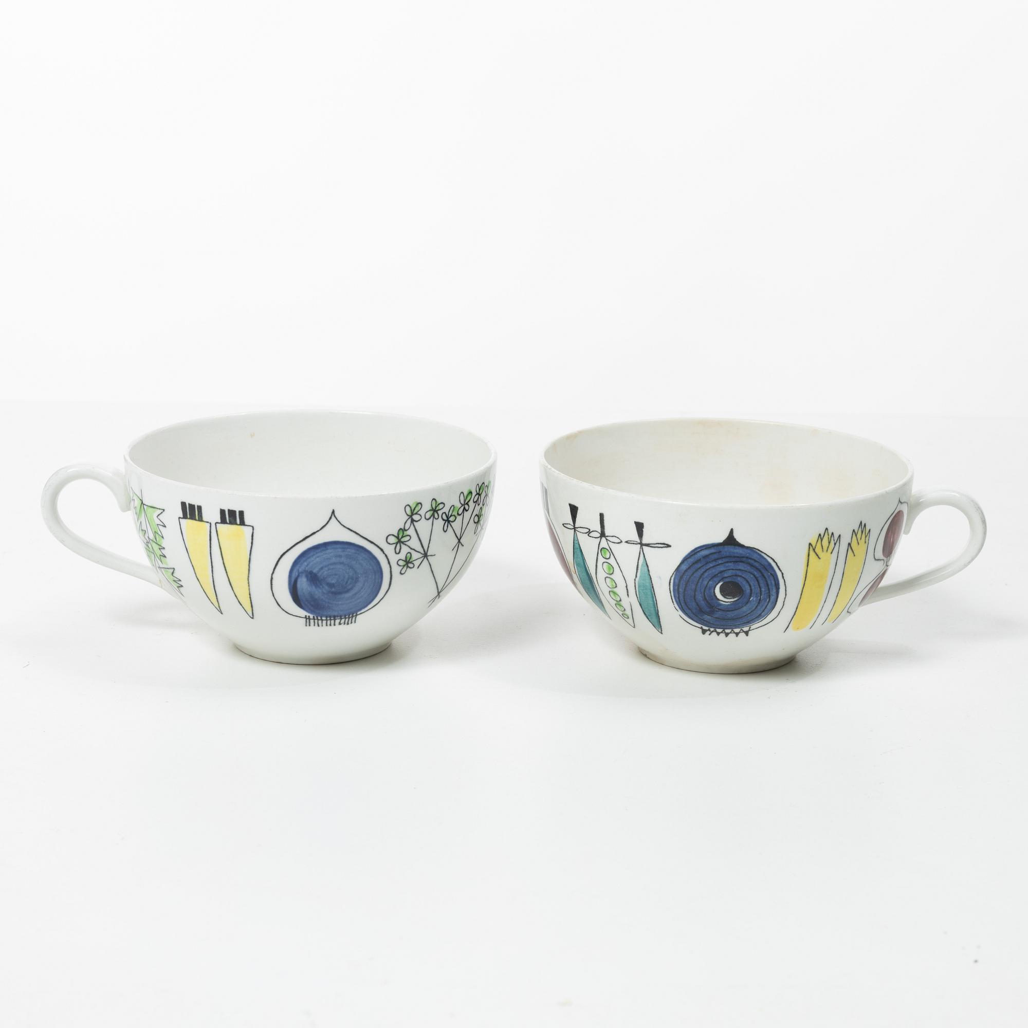 Marianne Westman, Dinner service, 73 pieces, flintware, “Picknick” and “Pomona”, Rörstrand, 1950s–60s.
