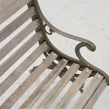 A cast-iron frame garden chair, 20th century.