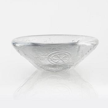 Vicke Lindstrand, a 'Hällristning' bowl, Kosta.