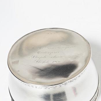 Prins Eugen, skål, silver, firma C.G. Hallberg, Stockholm 1905.