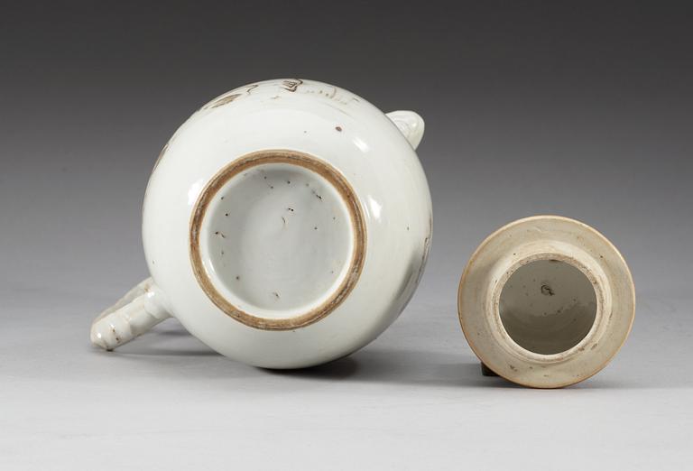 A Grisaille coffee pot with cover, Qing dynasty, Qianlong (1736-95).