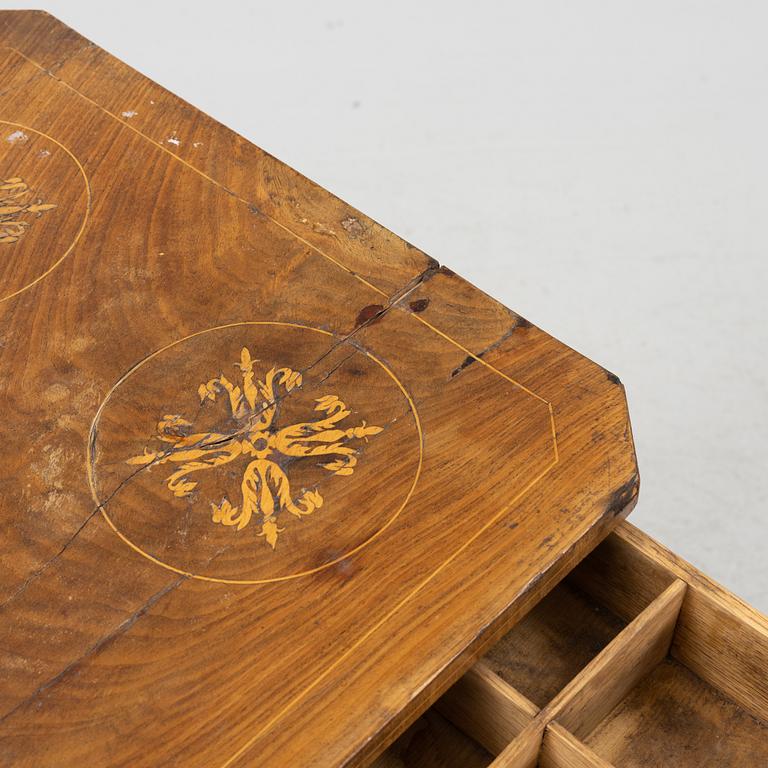 Side table, Swedish Gustavian style, from the first half of the 19th century.