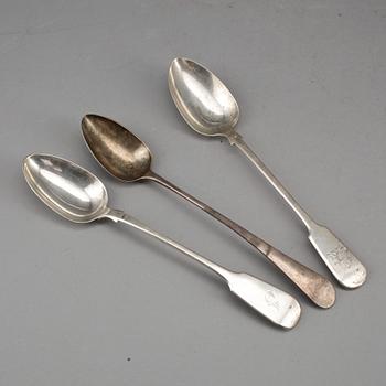 RAGUSKEDAR, 3 st, silver, Chester resp London 1800-talets första hälft. Tot ca 400 gram.