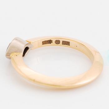 Sandström de Wit ring 18K guld med en brun diamant.