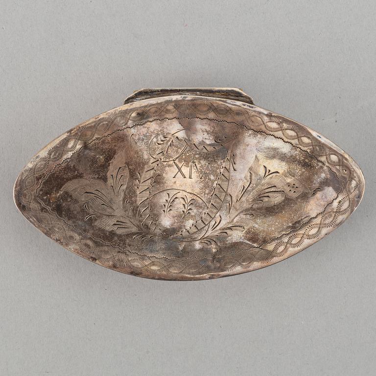 Dosa, guld, samt dosor, 4 st, silver. 1800-1900-tal.