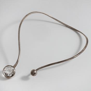 NIELS ERIK FROM, Nakskov, Danmark, collier med fasettslipad bergkristall.