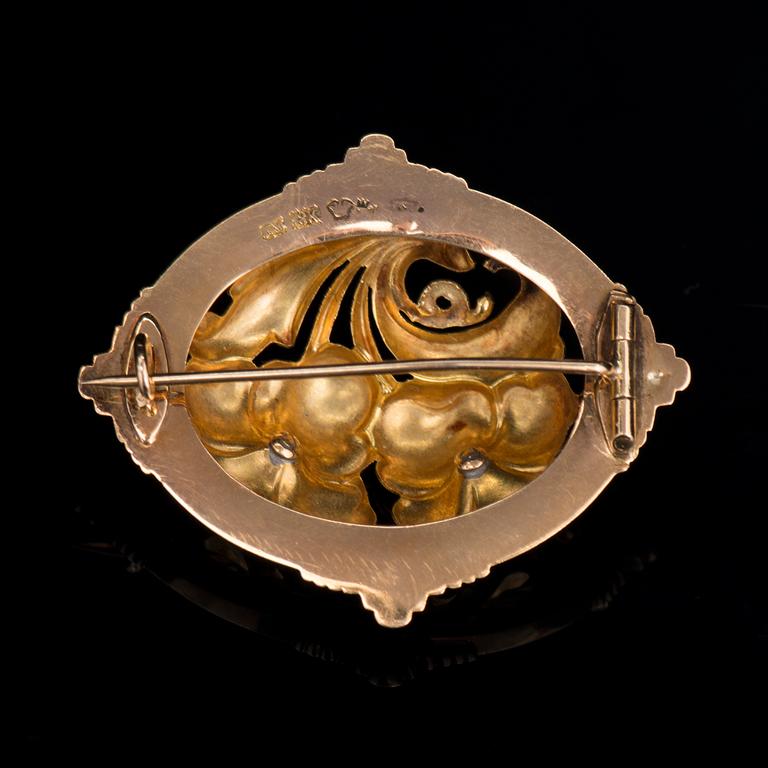 BROSCH, 18K guld, pärlor. Roland Mellin, Helsingfors 1833-1867.